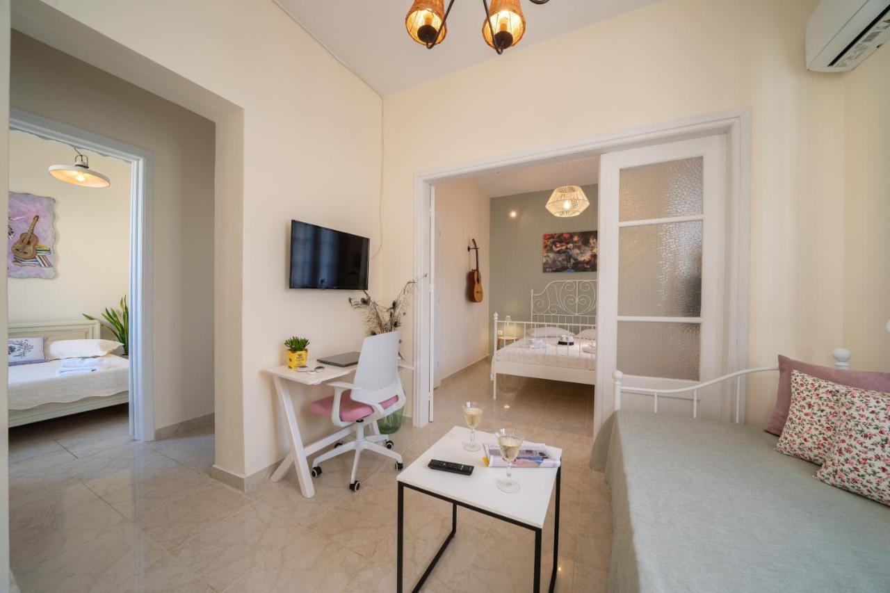 Flowers In The City - Elegant Home In Argostoli 외부 사진