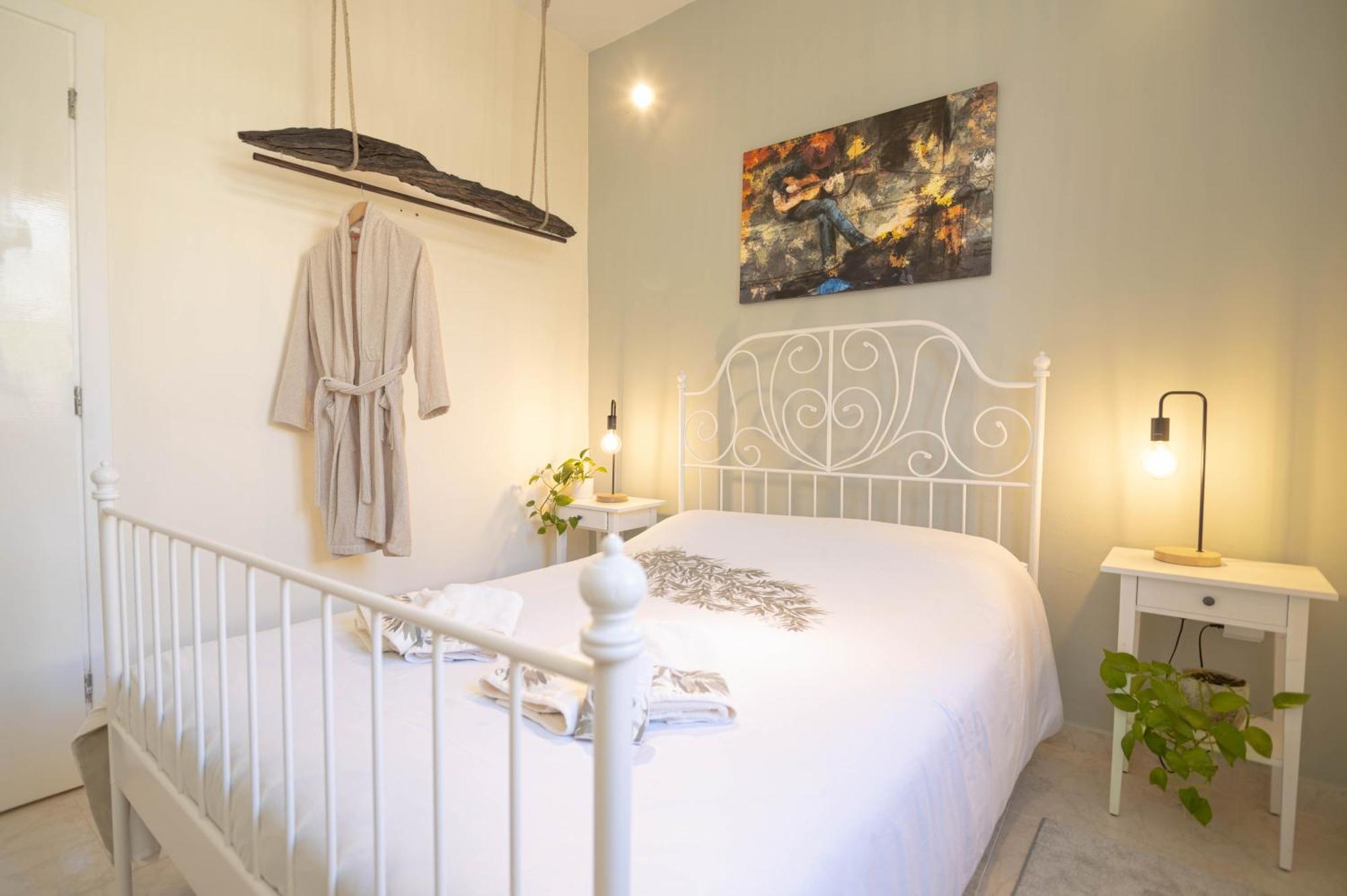 Flowers In The City - Elegant Home In Argostoli 외부 사진